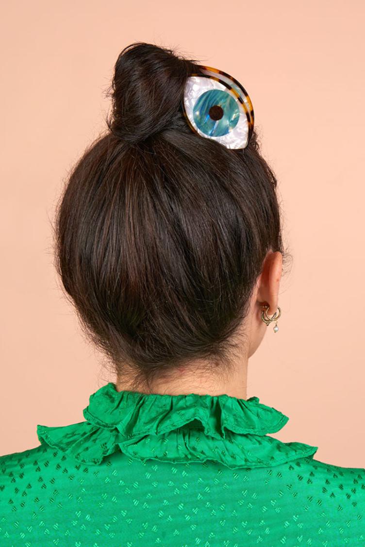 Haarklammer Auge blau