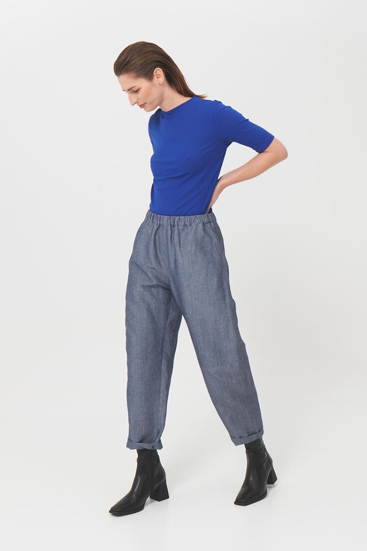 Hose knee shaped relax