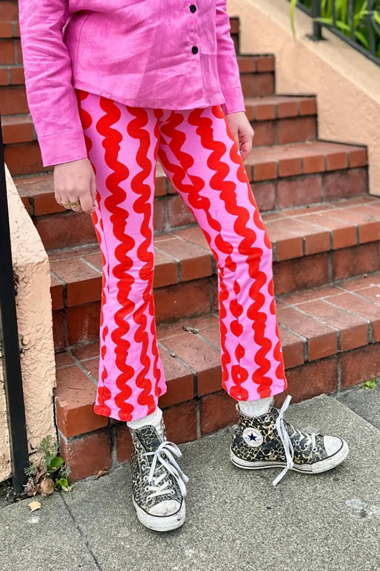 Kick Flare Pink Squiggle