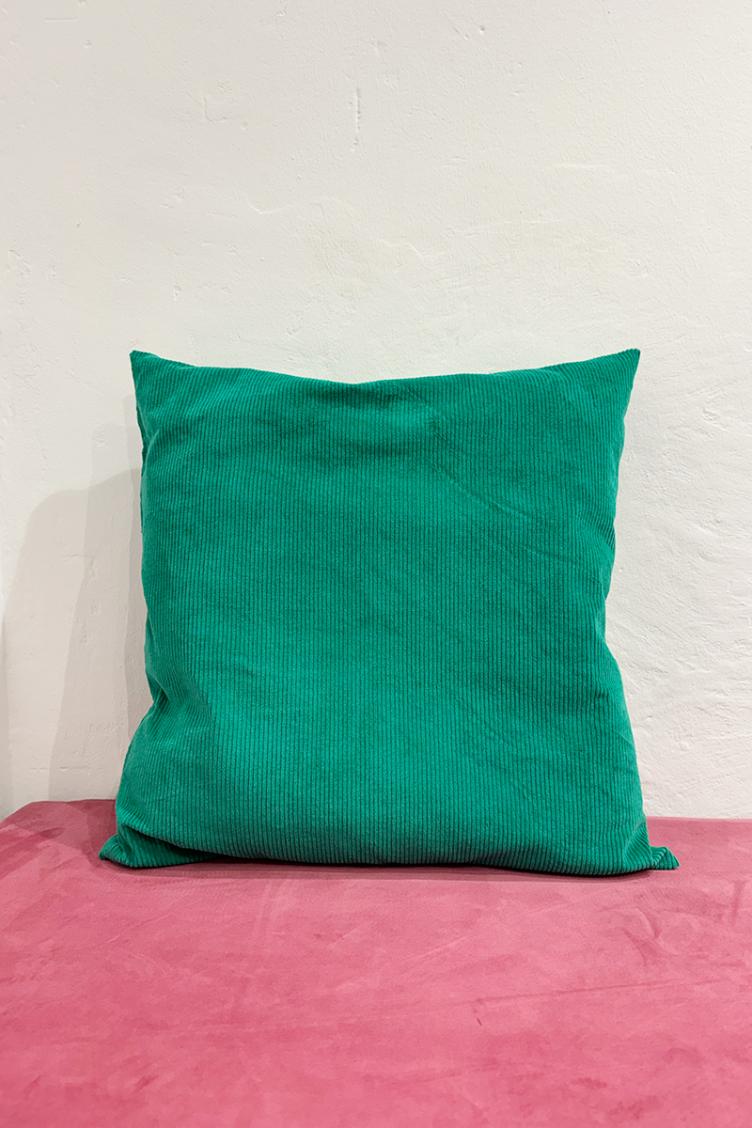 Kissen mit Cordbezug 50x50