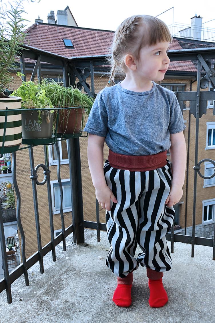 Streifenhose breit