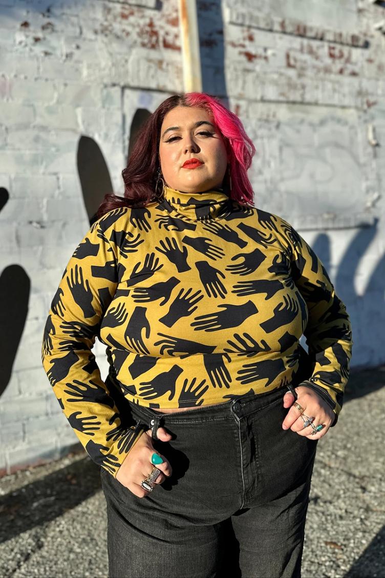 Turtle Neck Hands - 2